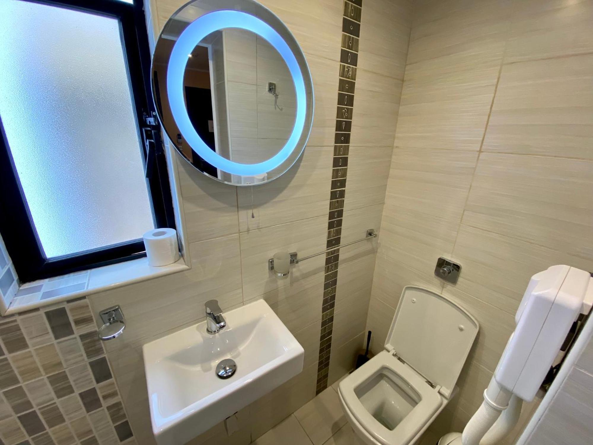 Malta Paradise Central Accomodation Hotel Saint Julian's Bagian luar foto