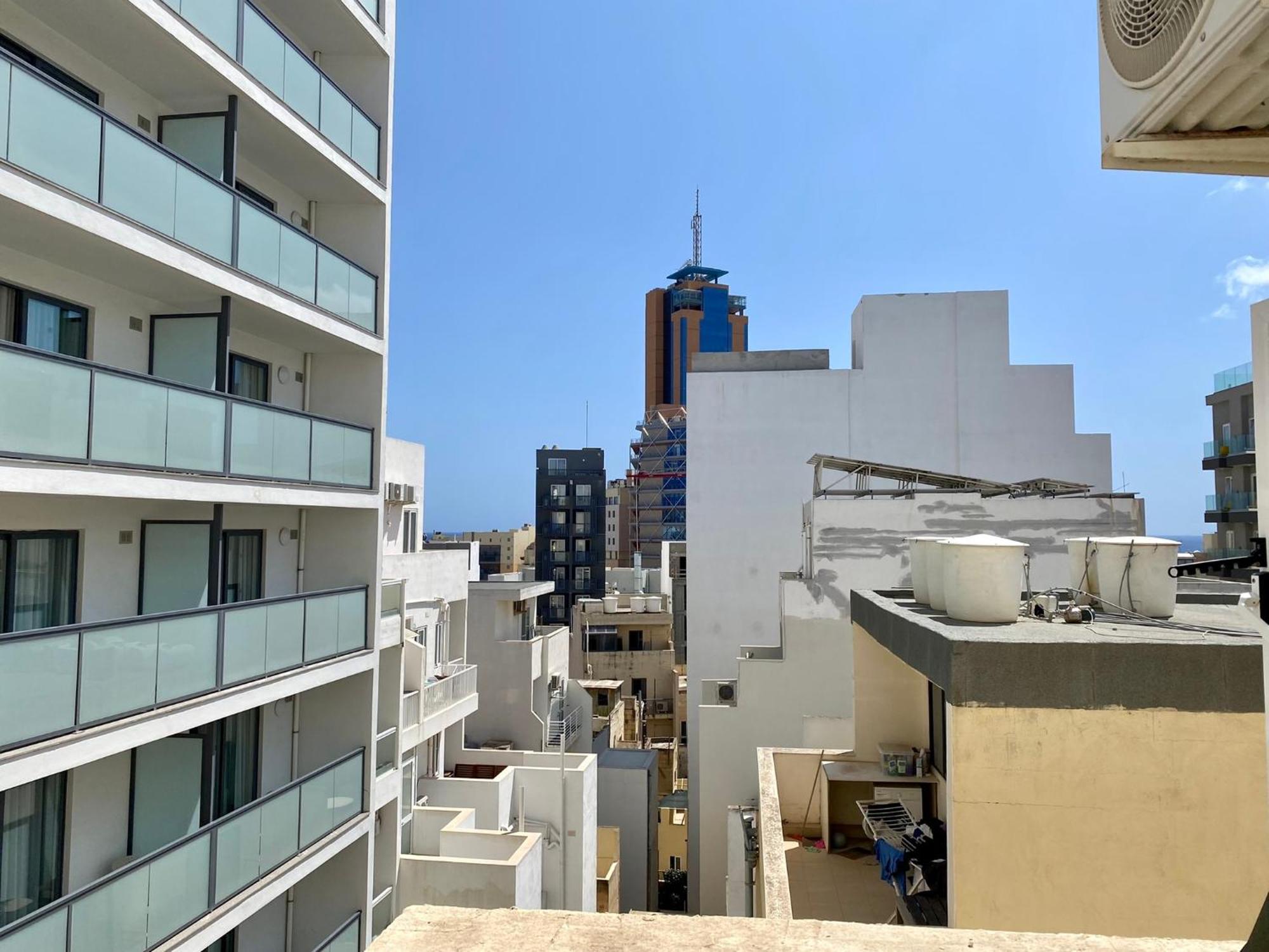 Malta Paradise Central Accomodation Hotel Saint Julian's Bagian luar foto